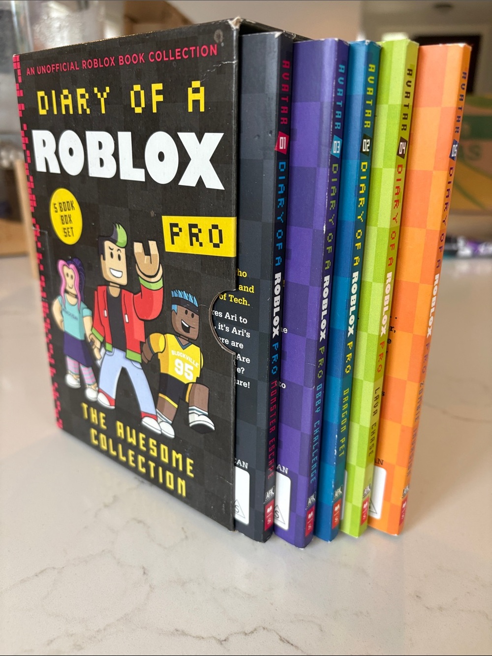 Roblox Diary of a Pro - The Awesome Collection Book set (5 books)
